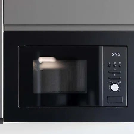 Elegant With Parking And Balcony By Renters Warszawa