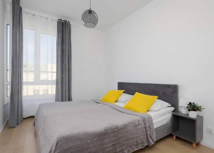 Apartmán Elegant With Parking And Balcony By Renters Varšava