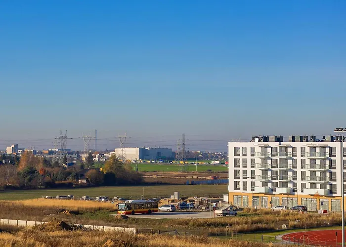 Elegant With Parking And Balcony By Renters *